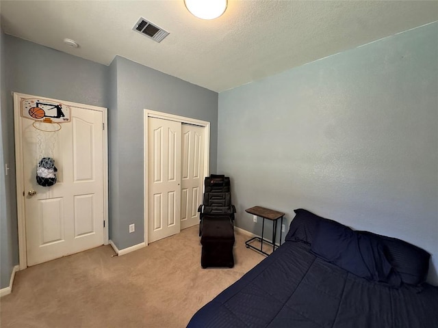 404 Autumn Trl, Georgetown, TX 78626 - bedroom featuring carpet, baseboards, and a closet