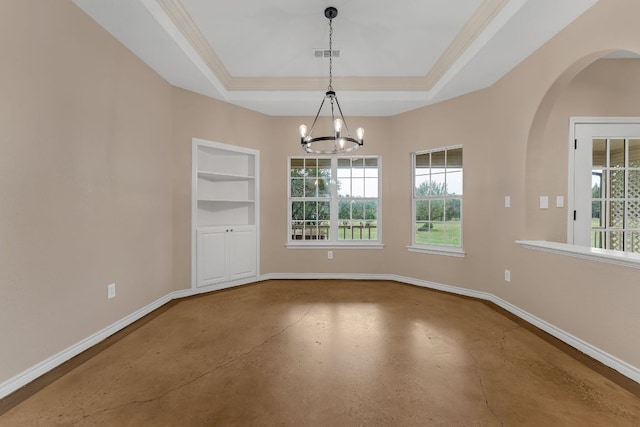 518 Clear Creek Ln, Dripping Springs, TX 78620 - unfurnished room with concrete floors, baseboards, a chandelier, and built in features