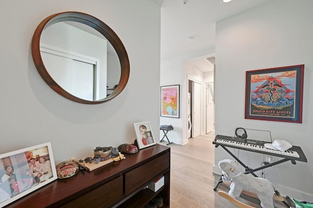 1800 E 4th St Unit 335, Austin, TX 78702 - corridor featuring light wood-style floors