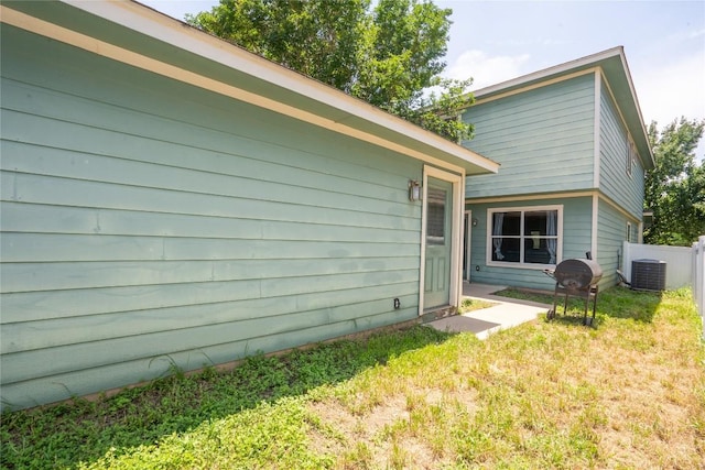 1524 Big Thicket Dr, Cedar Park, TX 78613 - rear view of house