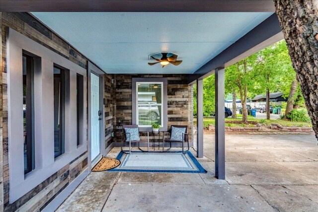 3210 Kay St, Austin, TX 78702 - covered porch with a ceiling fan