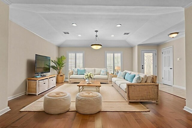 3601 Arrowhead Dr, Austin, TX 78731 - living room with hardwood / wood-style flooring, lofted ceiling, recessed lighting, and crown molding