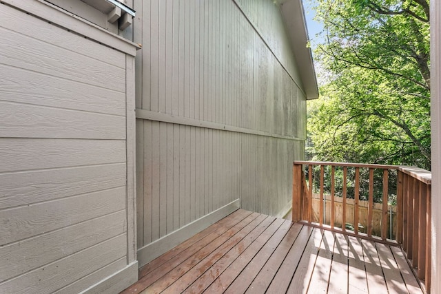 6921 Ten Oaks Cir, Austin, TX 78744 - view of wooden deck