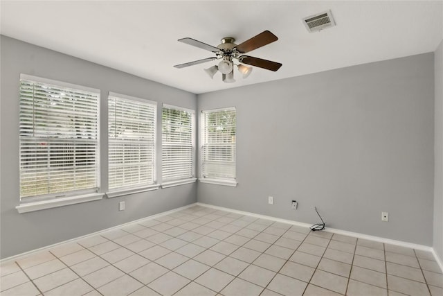 902 Valley Glen Cv, Pflugerville, TX 78660 - unfurnished room featuring ceiling fan and baseboards