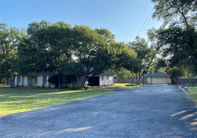 4105 Val Verde Dr, Georgetown, TX 78628 - view of front facade with a detached garage