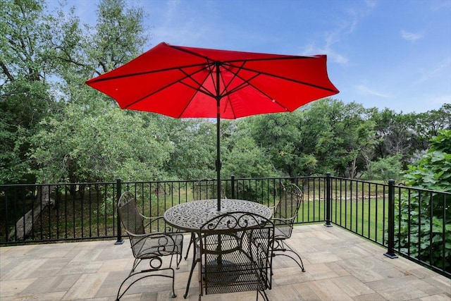 515 Mill Pond Path, Georgetown, TX 78633 - view of patio featuring outdoor dining area