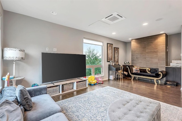 1142 Lost Creek Blvd Unit 12, Austin, TX 78746 - living area featuring recessed lighting and wood finished floors