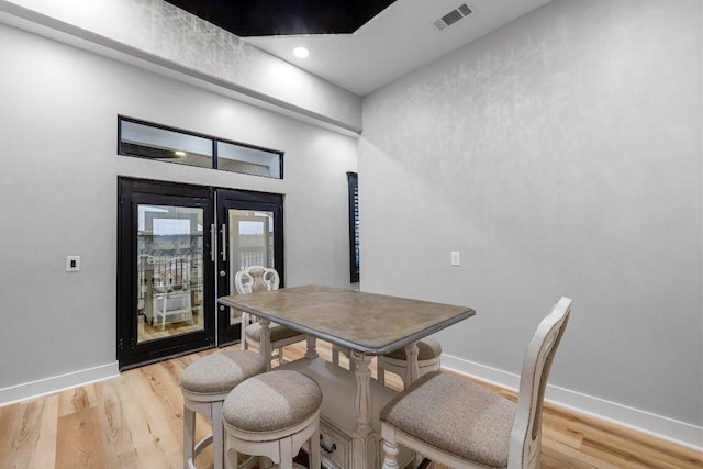 129 Cedar Dr, Horseshoe Bay, TX 78657 - dining space featuring light wood finished floors and baseboards