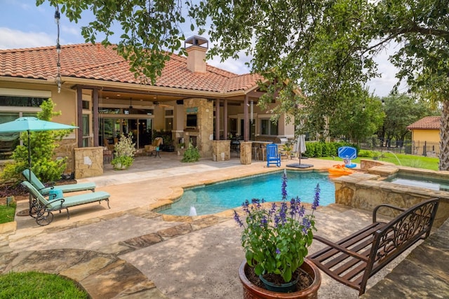 700 Zen Gardens Ter, Austin, TX 78732 - outdoor pool with an in-ground hot tub, a patio area, and ceiling fan