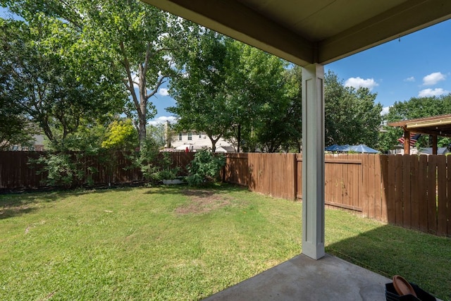 755 Hometown Pkwy, Kyle, TX 78640 - view of yard featuring a patio
