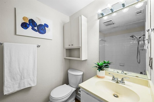 2814 Windsor Rd, Austin, TX 78703 - full bath featuring toilet, vanity, and a tile shower
