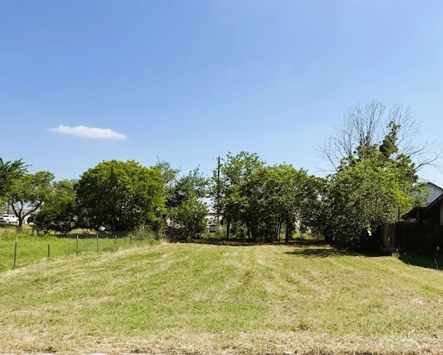 104 W Burton St, Manor, TX 78653 - photo 7