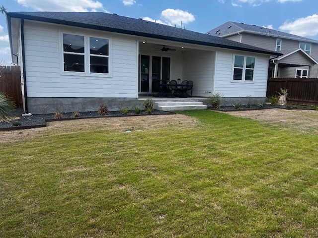 20408 Stelfox St, Manor, TX 78653 - back of house featuring a ceiling fan and a patio area