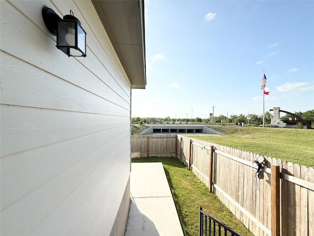 12006 Curlin Cv, Buda, TX 78610 - view of yard