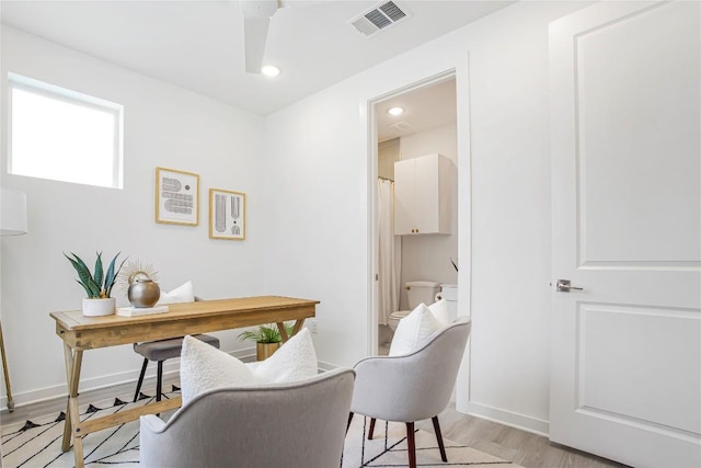2624 Metcalfe Rd Unit 17, Austin, TX 78741 - home office with light wood-style flooring, baseboards, a ceiling fan, and recessed lighting