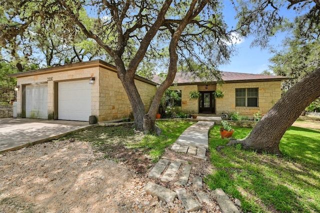106 Masonic Lodge Rd, Wimberley, TX 78676 - ranch-style home featuring stone siding
