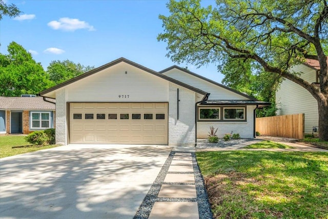 9717 Anderson Village Dr, Austin, TX 78729 - photo 3