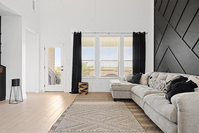 400 Turnbuckle Bnd, Leander, TX 78641 - living room featuring a high ceiling and wood finished floors