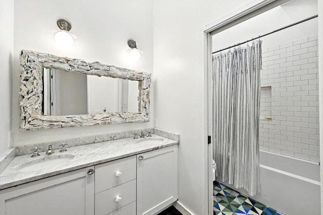 1700 S 6th St, Austin, TX 78704 - full bath with double vanity, toilet, shower / bath combination with curtain, and tile patterned floors