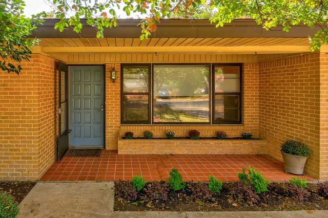 1005 Salem Ln, Austin, TX 78753 - property entrance featuring brick siding