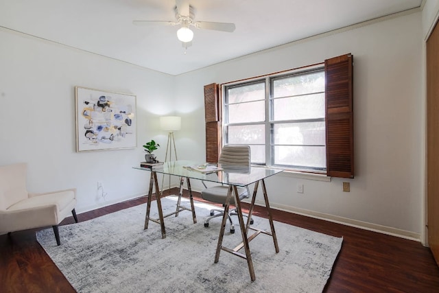 1005 Salem Ln, Austin, TX 78753 - office space with wood finished floors, a ceiling fan, and baseboards