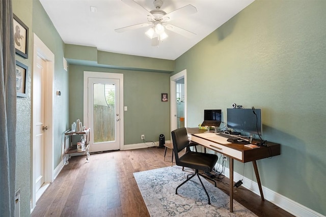 1003 E 13th St Unit 1, Austin, TX 78702 - office space with wood finished floors, a ceiling fan, and baseboards