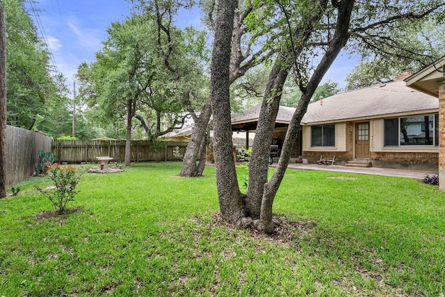 11311 Alhambra Dr, Austin, TX 78759 - fenced backyard with entry steps and a patio