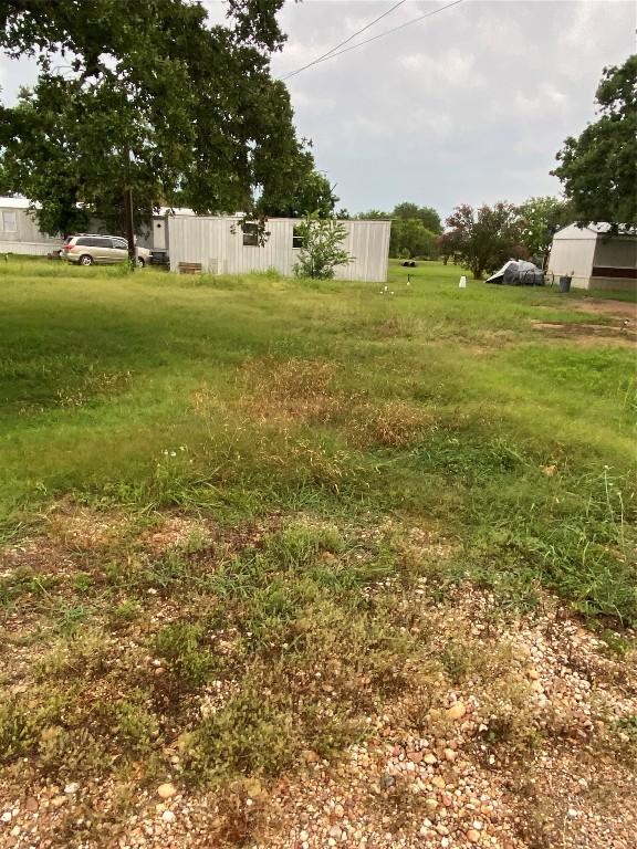 406 Fordtrand St, Ellinger, TX 78938 - photo 10