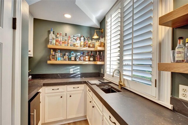 4812 Mantle Dr, Austin, TX 78746 - indoor bar with recessed lighting