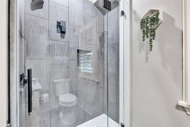4812 Mantle Dr, Austin, TX 78746 - full bath featuring a stall shower and toilet
