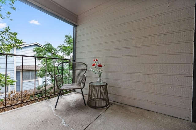203 E 31st St Unit 304, Austin, TX 78705 - view of balcony