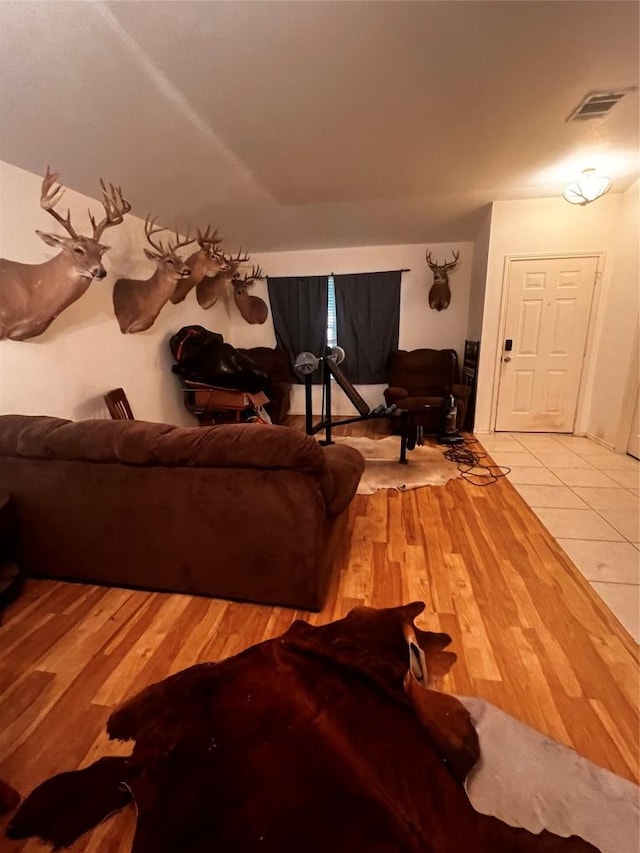 4113 Natural Bridge Ct, Round Rock, TX 78681 - living room featuring wood finished floors