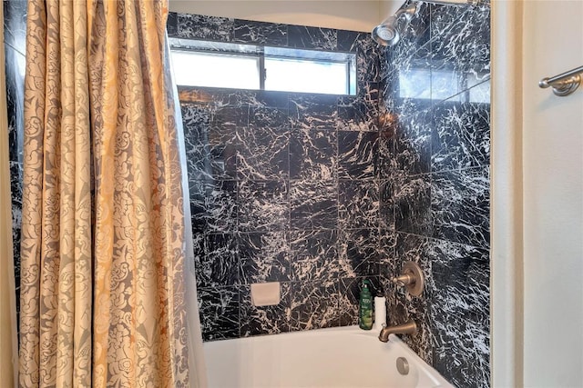 222 Vailco Ln, Austin, TX 78738 - bathroom with shower / bathtub combination with curtain