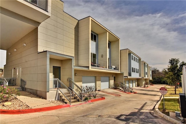 604 N Bluff Dr Unit 101, Austin, TX 78745 - photo 1