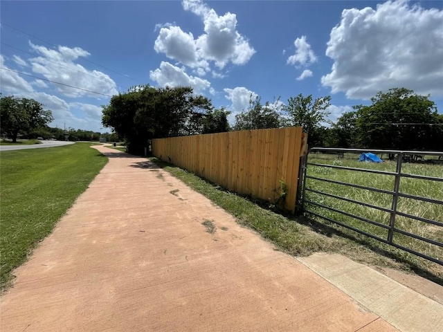400 Main St, Liberty Hill, TX 78642 - photo 3