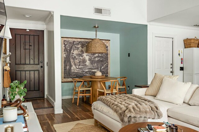 7303 Lunar Dr, Austin, TX 78745 - photo 3