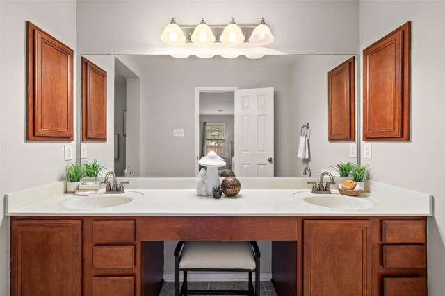 517 Castebar Dr, Round Rock, TX 78664 - full bathroom with double vanity
