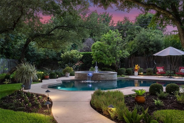 2319 Woodway Dr, Round Rock, TX 78681 - view of pool with a pool with connected hot tub