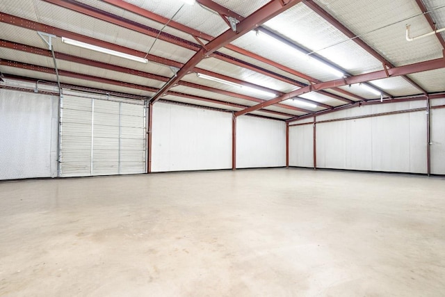 8300 Money Pit Rd, Killeen, TX 76542 - view of garage