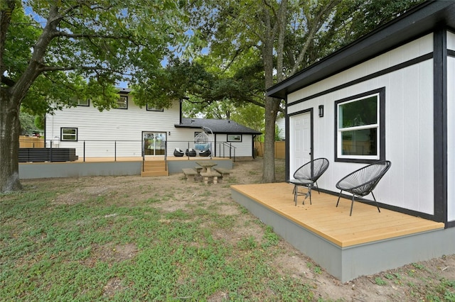 2114 Vanderbilt Ln, Austin, TX 78723 - back of house with a deck