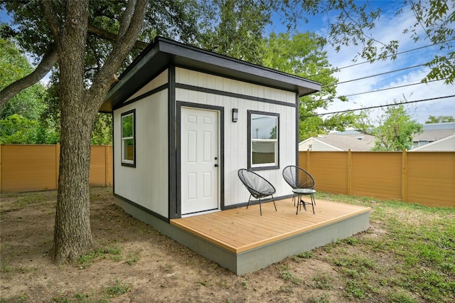 2114 Vanderbilt Ln, Austin, TX 78723 - view of outdoor structure