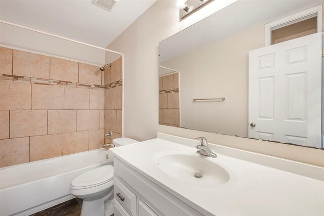 613 Broken Bow Dr, Round Rock, TX 78681 - full bath with vanity and  shower combination
