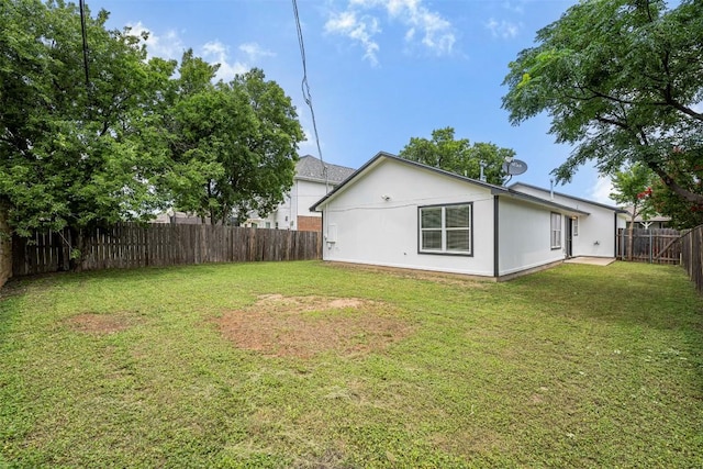 613 Broken Bow Dr, Round Rock, TX 78681 - rear view of property with a fenced backyard