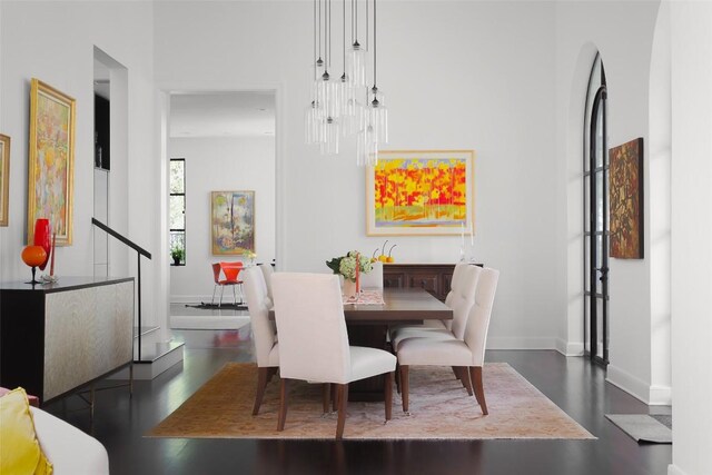 5301 Maryanna Dr, Austin, TX 78746 - dining area with baseboards