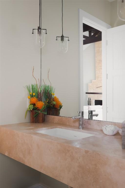 5301 Maryanna Dr, Austin, TX 78746 - bathroom with a sink