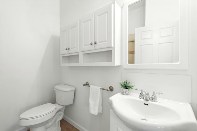 1510 Circle Dr, Round Rock, TX 78664 - bathroom featuring vanity and tile patterned flooring