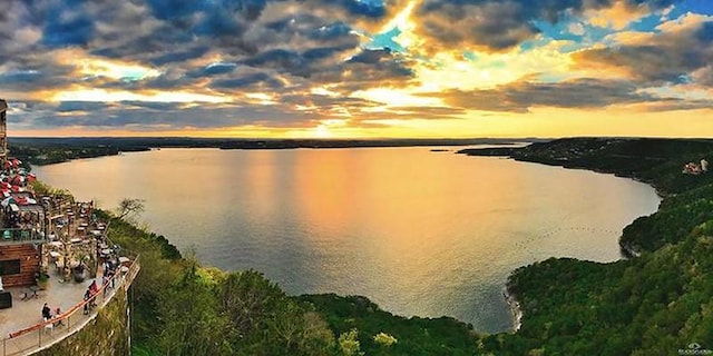 12221 Fairway Cv, Austin, TX 78732 - water view