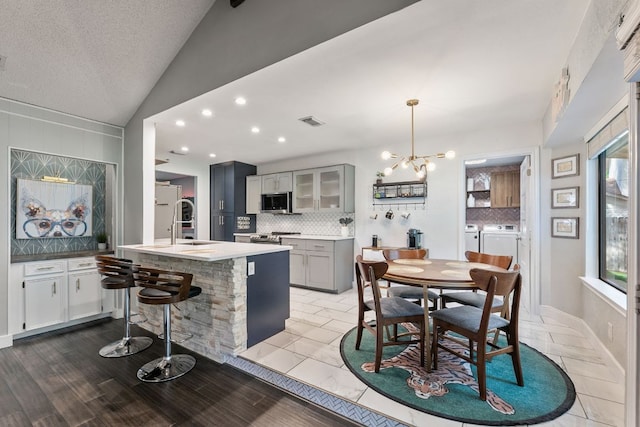 9404 Sherbrooke St, Austin, TX 78729 - photo 11