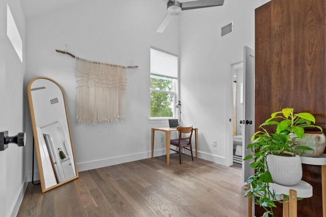 5006 Lott Ave Unit 2, Austin, TX 78721 - entryway with a towering ceiling, wood finished floors, and a ceiling fan