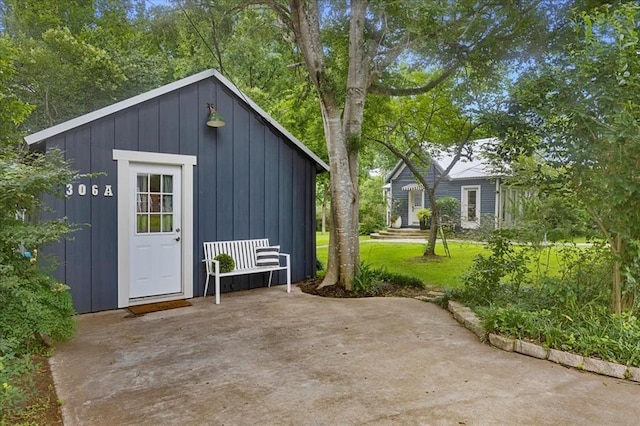 306 5th Ave, Smithville, TX 78957